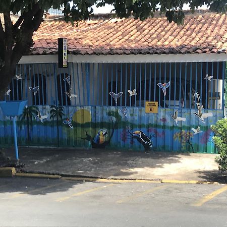 Hotel Pousada Cantinho De Roy Cuiabá Zewnętrze zdjęcie